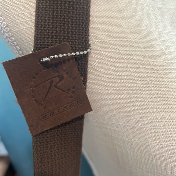 Rothco new leather messenger bag - Picture 6 of 7